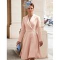 Elegantes Vintage A-Linien Tuxedo Kleid Mutter der Braut Einfacher Reverskragen Tee-Länge Crepe Stretch Satin Lange Ärmel Einfarbig