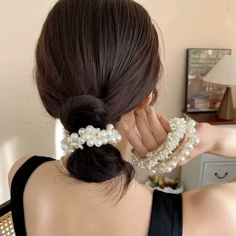 3 Stück koreanische weiße elegante Nachahmung Perle Blume Haar Seil gewickelt Haargummi Pferdeschwanz Haarring, Krawatte Kugelkopf elastisches Gummiband Image