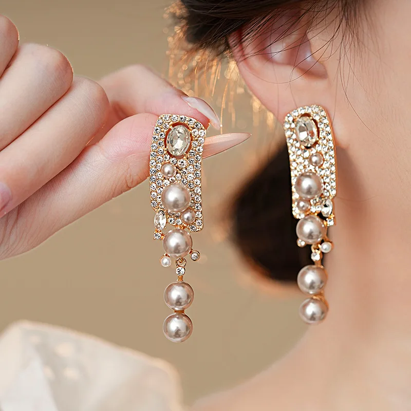 Französische Strasssteine, künstliche Perle, lange Fransen, baumelnde Ohrringe für Damen, modischer Palast-Stil, Ohrring, Retro, prächtiger Schmuck Image