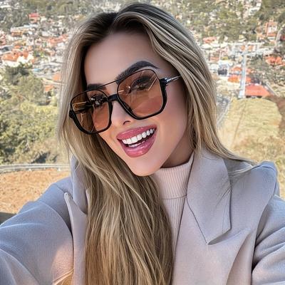 TEMU Women's Vintage Square Fashion Glasses - Stylish With Metal Hinges, Ideal For Casual Streetwear & Activities, Accessories | Retro Square Design | Glasses Image
