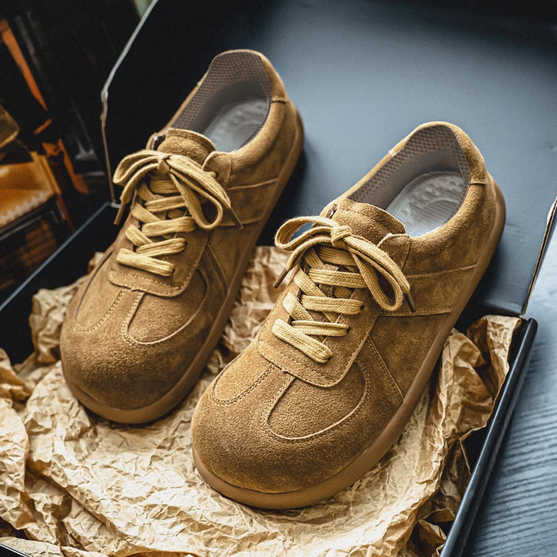 Heißer Verkauf Braun Herren Wildleder Sneaker Komfort Schnürung Retro Casual Sneakers Männer Frühling Designer Big Head Derby Schuhe Männer Größe 46