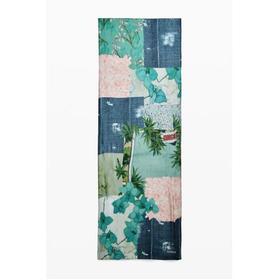 Patch scarf