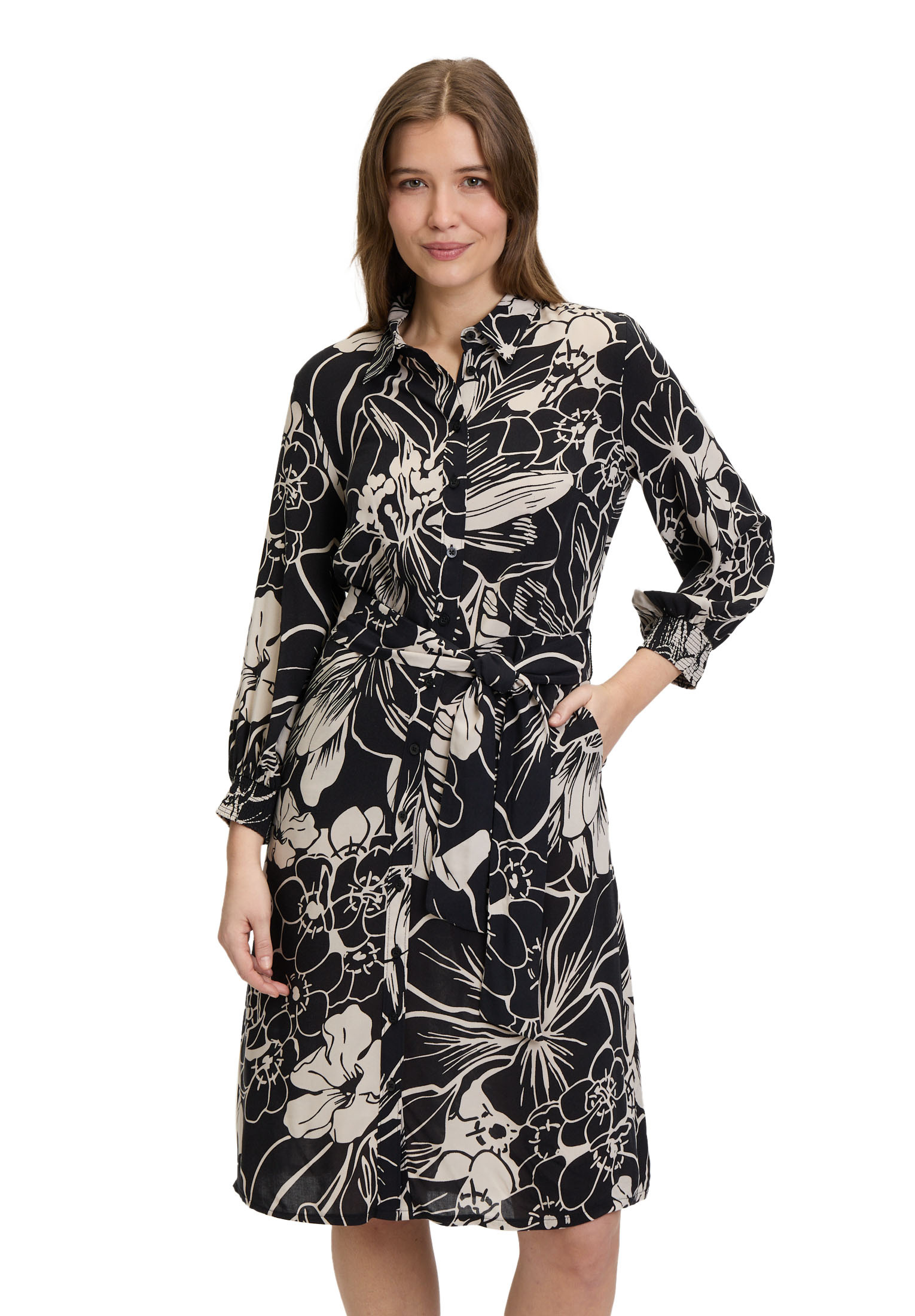 Hemdblusenkleid BETTY BARCLAY "Damen Hemdblusenkleid mit Bindegürtel", Damen, Gr. 38, Normalgrößen, schwarz (schwarz, beige), Obermaterial: 100% Viskose., ausgestellt kurz, Kleider, Form Image