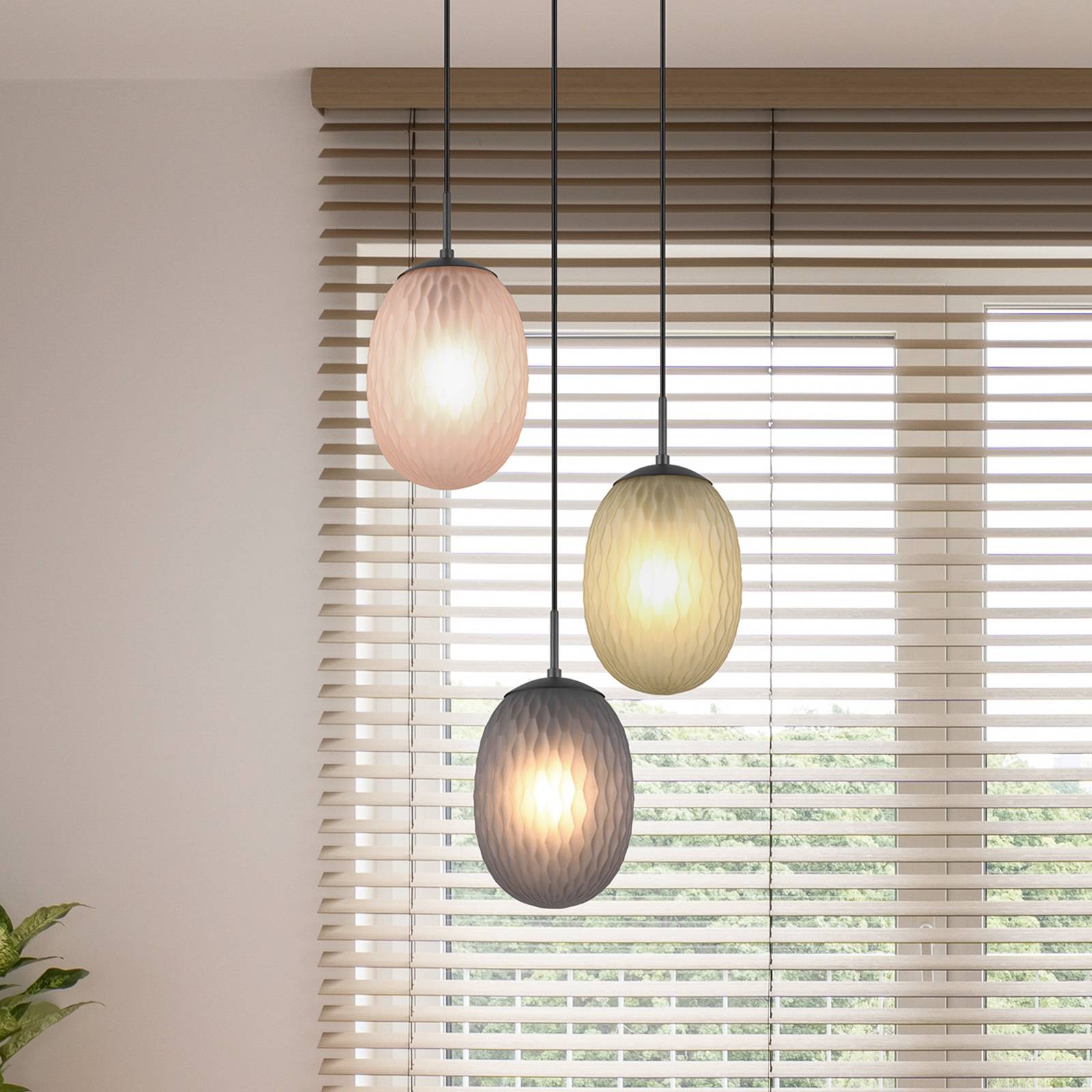 Trio Lighting Glas Hängelampe Facette, dimmbar, Multicolour, für Wohn- / Esszimmer, Glas, Modern, Pendelleuchte