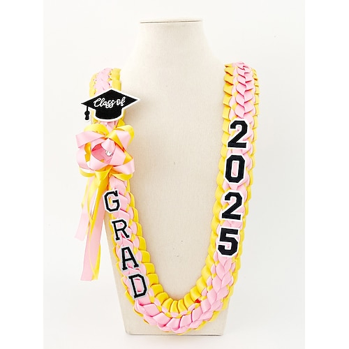 corona di laurea classe 2025 - collana con nastro intrecciato con lettere di laurea e ciondolo a forma di cappello, regalo ricordo fatto a mano per cerimonia di laurea di scuola superiore e università