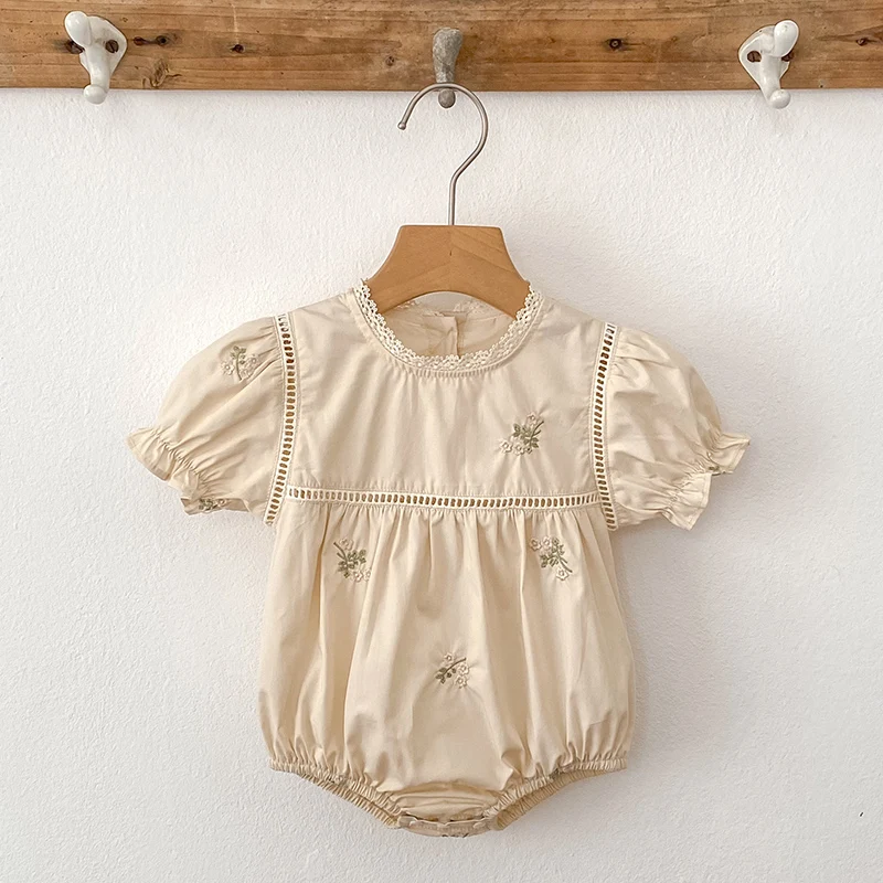 0-24M Baby Strampler Stickerei Neugeborenen Baby Mädchen Kleidung Weiß Weiche Baumwolle Strampler Body Infant Kleidung Neugeborene Kleidung sommer Image