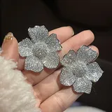 Luxury Sparkling Inlaid Zirconia Flowers Women's Earrings Delicate Fashion Wedding Banquet Jewelry