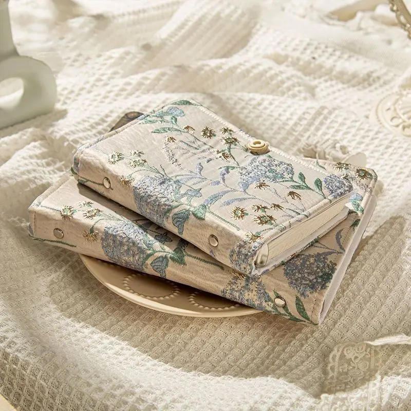 Retro-Notizbuch für lose Blätter, A5/A6, Tagebuch, Planer, niedlicher Stickereinband, Notizbuch, 90 Blatt/180 Seiten, Notizbuch mit Holzknopf-Design Image