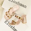 Große Nieten Schwarz Rot Frauen Hausschuhe Street Style Patent Leder High Heels Sommer Sandalen Party Damen Karree Rutschen Schuhe