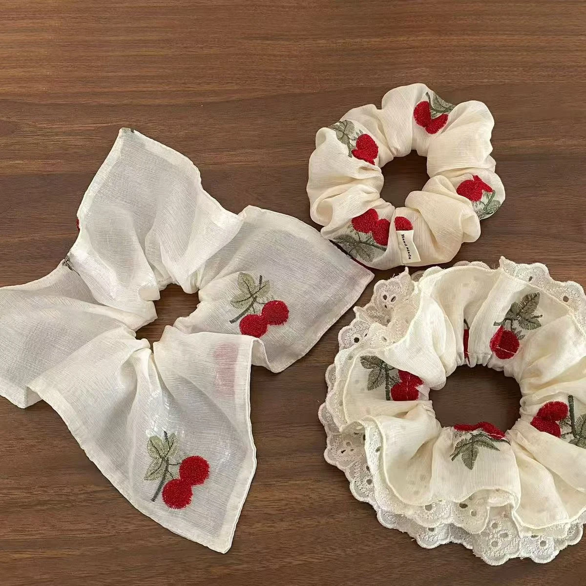 1 Stück kennt bestickte Kirsche, vierlagige Spitze, Dickdarm-Haarring, elegantes Stirnband, Schal, Haarnadel, Dutt-Haarnadel, Blumen-Haarnadel Image