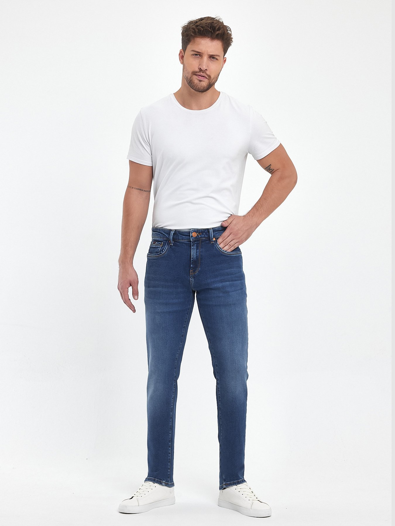 GB- LTB Hollywood Z D Allon Safe Wash Jeans Image
