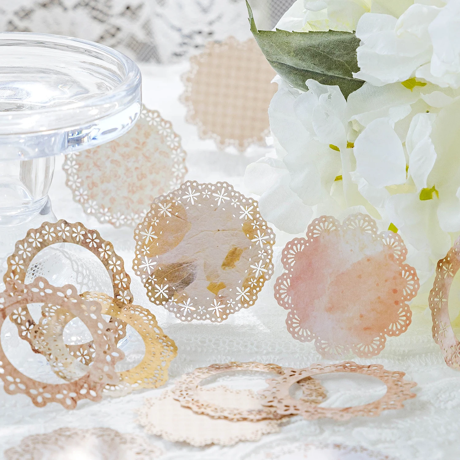 30 teile/paket Licht Retro Spitze Grenze Material Dekorative Papier Collage Junk Journal DIY Sammelalbum Ästhetische Schreibwaren Image