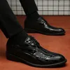 Offizieller sozialer Schuh für Männer schwarzer spitzer Zehen kleid Schuhe Mann billige Liquidation Schuhe Büro elegant und klassisch 39 neuer Anzug