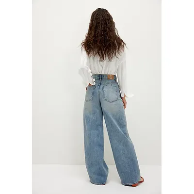 CRVY Gia Wide-Leg Jeans by We The Free at Free People in Blue Bell, Size: 32 S