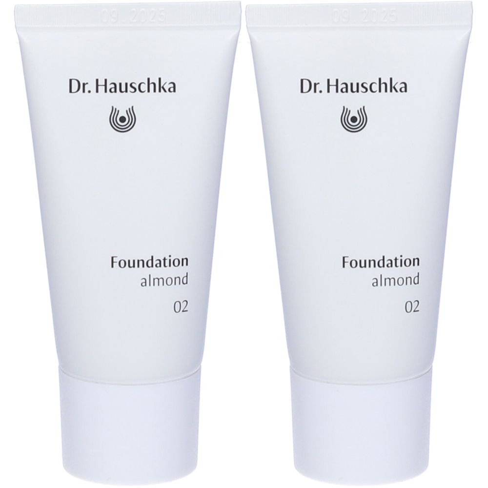Dr. Hauschka Foundation Tonalità 02 Almond Set da 2 2x30 ml Make up