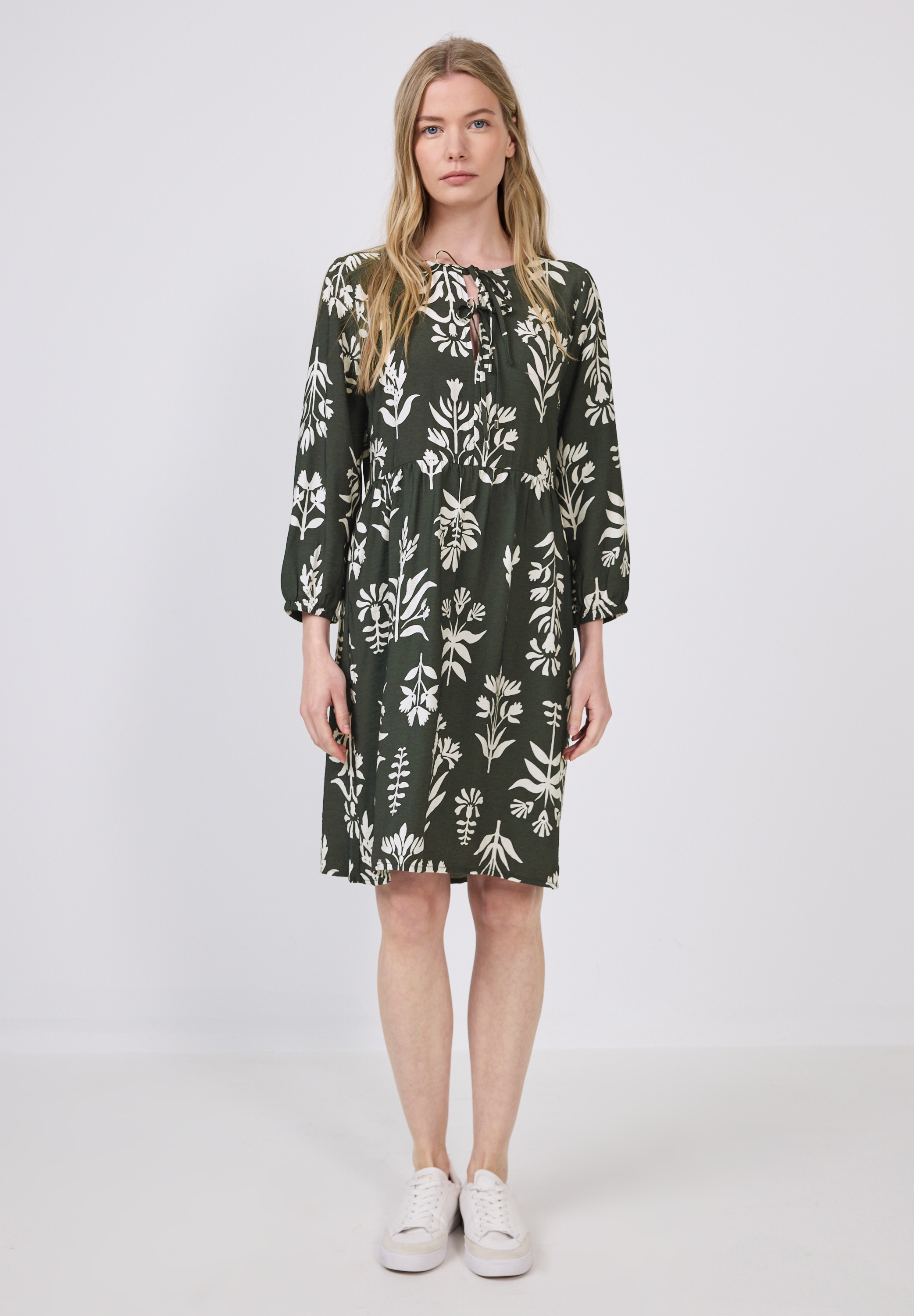 Midikleid STREET ONE STUDIO, Damen, Gr. 46, EURO-Größen, desert pine grün, Stoff, 88% Viskose, 12% Polyamid, gemustert, comfort fit knielang, Rundhals, elastischer Bund, Kleider Midikleid, knielang