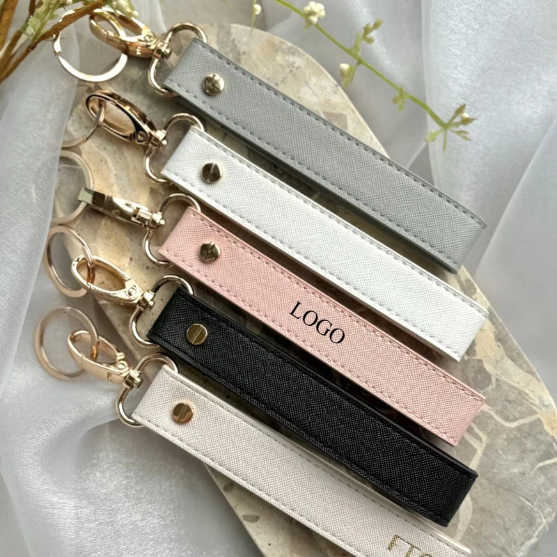 Personalisierter Logo-Schlüsselanhänger, blanko, PU-Leder, Lasergravur, Auto-Schlüsselanhänger, personalisierter Anti-Verlust-Schlüsselseil-Zubehör-Anhänger im Großhandel Image