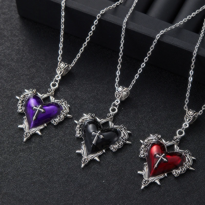 Gothic Thorn Cross Rose Big Heart Anhänger Halskette für Damen Herren Vintage Trend Halloween Party Schmuck Geschenk