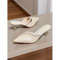 Scarpe con tacco a spillo color avorio da donna con dettagli in cristallo - eleganti tacchi a spillo per appuntamenti romantici