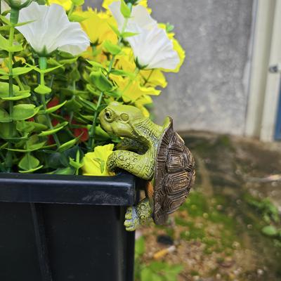 TEMU Resin Turtle Flower Pot Hook - Realistic Textured Design, Leaf Accent, Garden, Outdoor & Home Decor, Adds To , Plant Decor Accessory | Realistic Turtle Design | Realistic , Turtle Decor Image