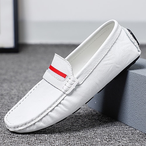 weiße Slipper für Herren mit rotem Akzent, lässige Autofahrerschuhe, perfekt für Frühlings- und Sommerferien und Strandausflüge Image