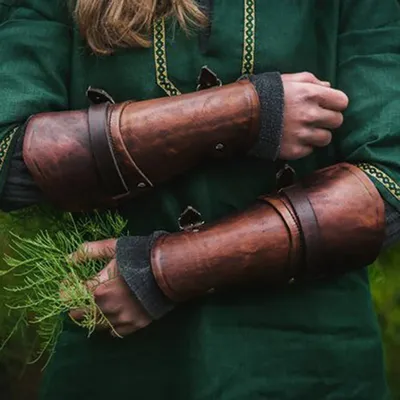Mittelalterlicher Wikinger-Piratenritter, Armschutz, Rüstung, Armschiene, PU-Leder, Armband, Unterarmschiene, Stulpe, Cosplay-Kostüm, LARP, Halloween-Requisiten Image
