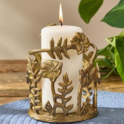 Bloomington Floral Candleholder Gold , Gold