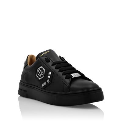 Low-Top Sneaker Arrow Force Image