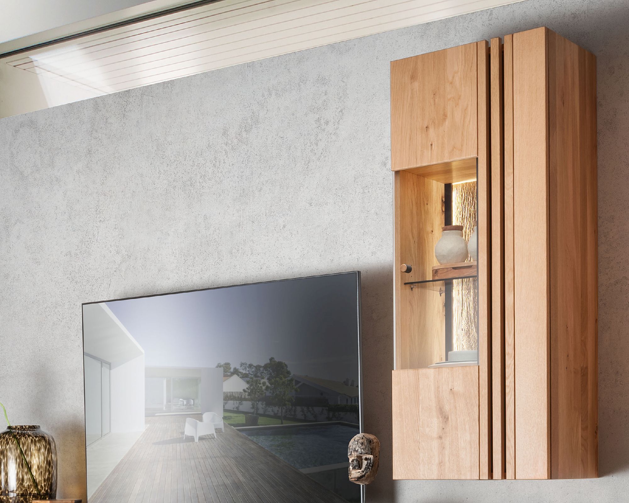 Massivholz »Ascona« Hängevitrine II 45x120x33 cm / Anschlag rechts / Rückwand Standard / mit Beleuchtung Image