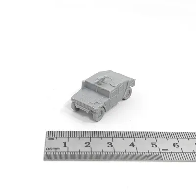 HMMWV (Humvee) Hochmobilitäts-Mehrzweckfahrzeugmodellbausatz im Maßstab 1:144 Image
