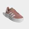 Sneaker ADIDAS ORIGINALS "GAZELLE BOLD KIDS", Gr. 37, rosa (warm clay, cloud weiß, gold metallic), Leder, Synthetik, sportlich, Schuhe