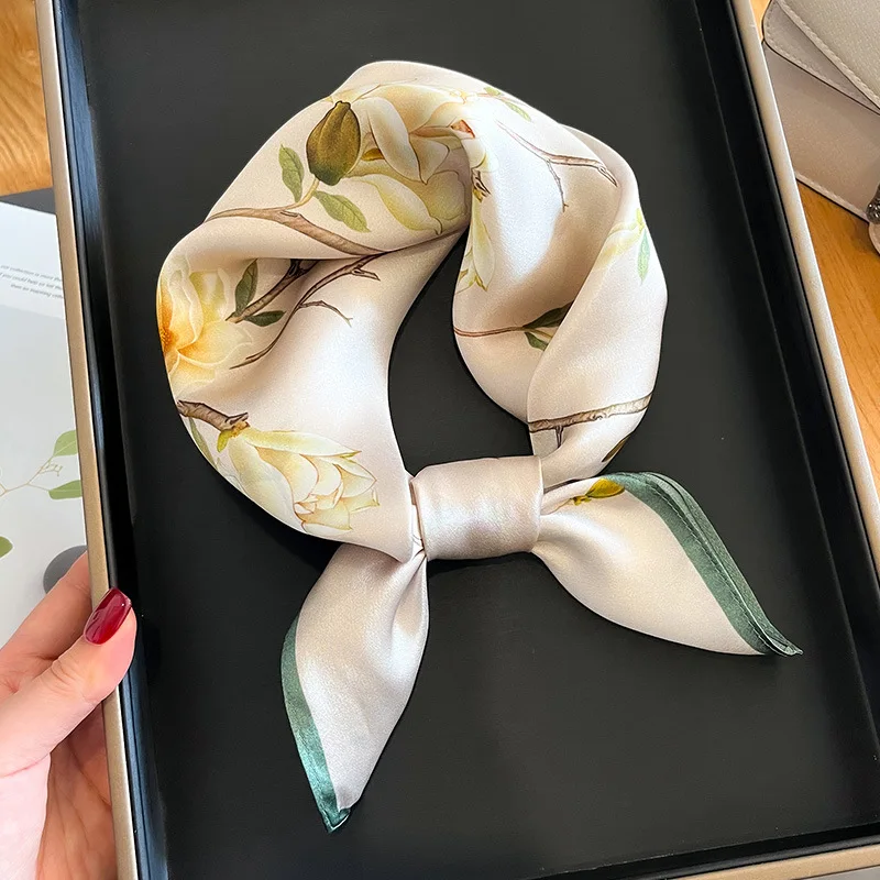 68 cm Pfirsichblüten-Muster-Schal für Damen, Frühling und Sommer, dünner Schal aus Seidenimitat, frisches und vielseitiges Kopftuch, Schals Image
