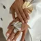 Anello tridimensionale irregolare in stile europeo e americano leggero e di lusso con accessori da donna a superficie larga pieghettata