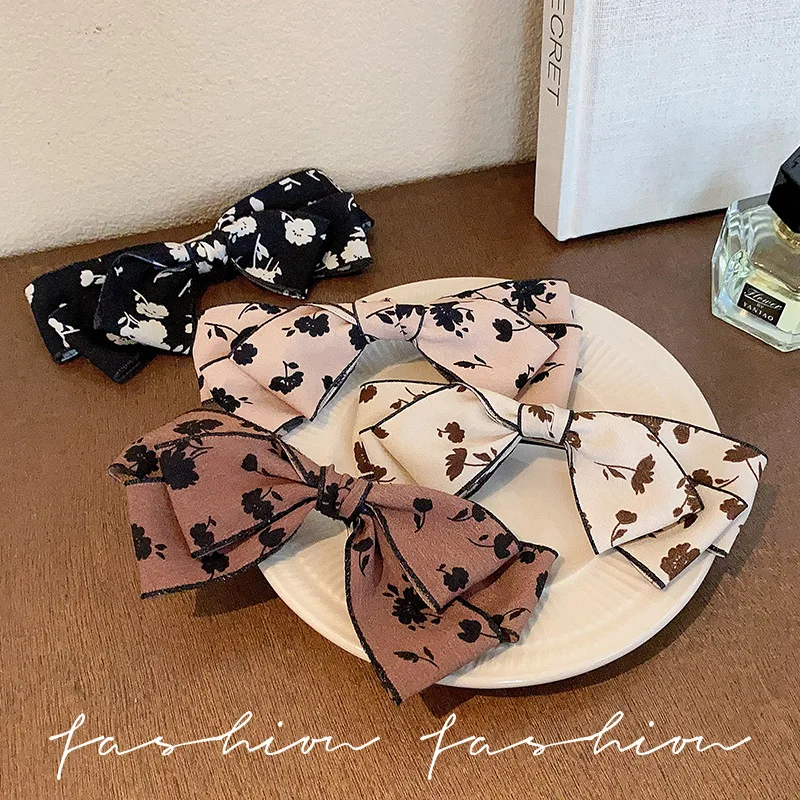 1pc French style floral bow hair clip at the back of the head, new summer half zip hair clip at the back of the head Image