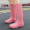 Neue Rosa Regen Stiefel für Frauen Mode Bequeme Oberschenkel Hohe Stiefel Frau Gummi Schuhe Im