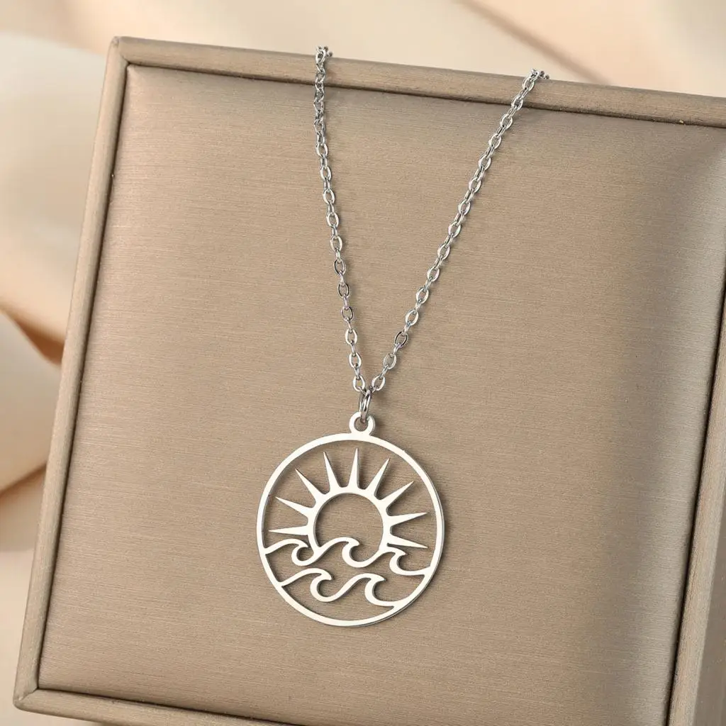 Kinitial Exquisite Fashion Earrings Openwork Sun Pendant with Waves Openwork Sun and Waves Necklace Birthday Gift for Lovers