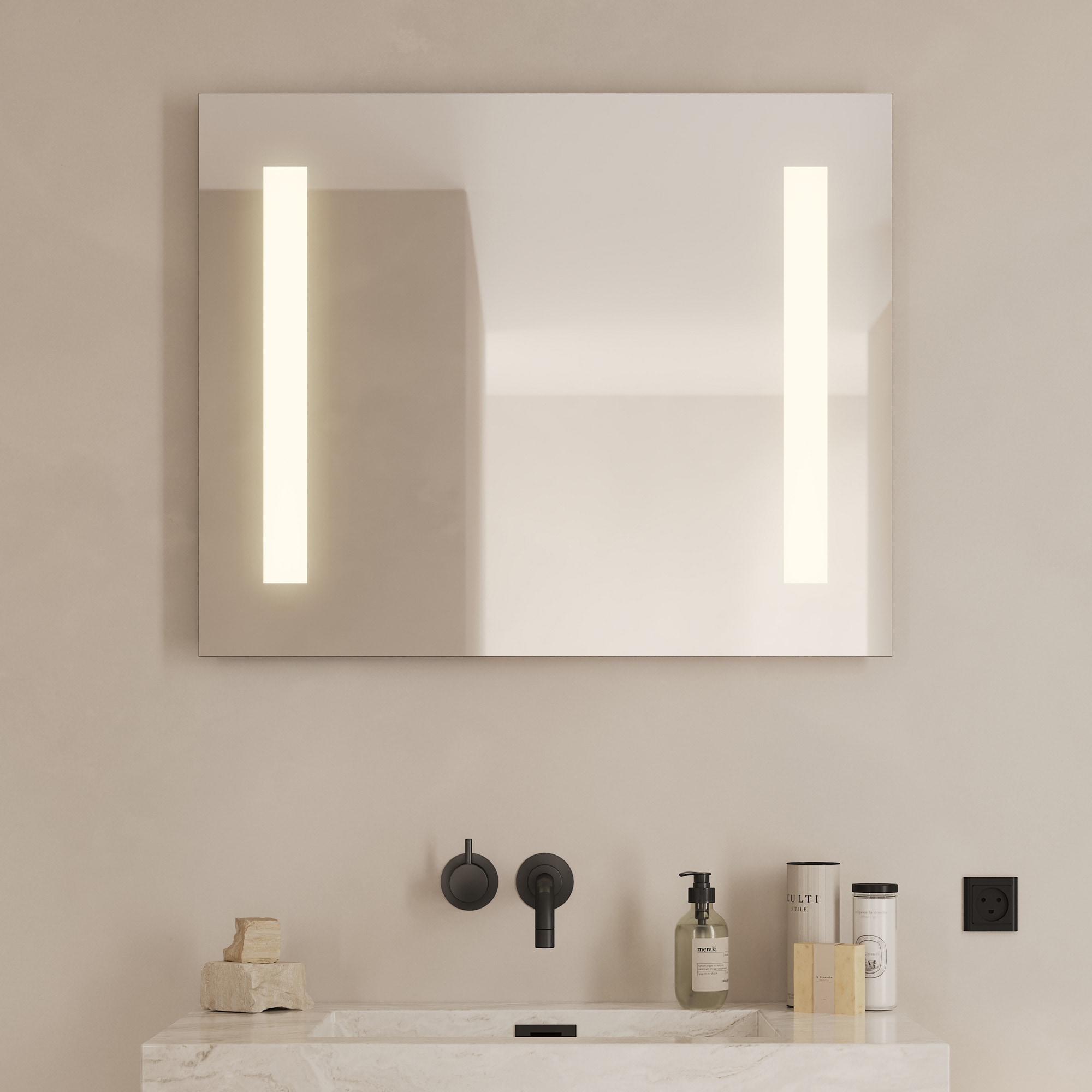 Badspiegel LOEVSCHALL "Römö Quadratisch, Spiegel mit LED Beleuchtung, Lichtspiegel", silber (silberfarben), Spiegel, B/H/T: 80cm x 65cm x 3,5cm, Spiegelglas, Verstellbarer Badezimmerspiegel mit Beleuchtung, Dänisches Design, B:80cm H:65cm T:3,5cm