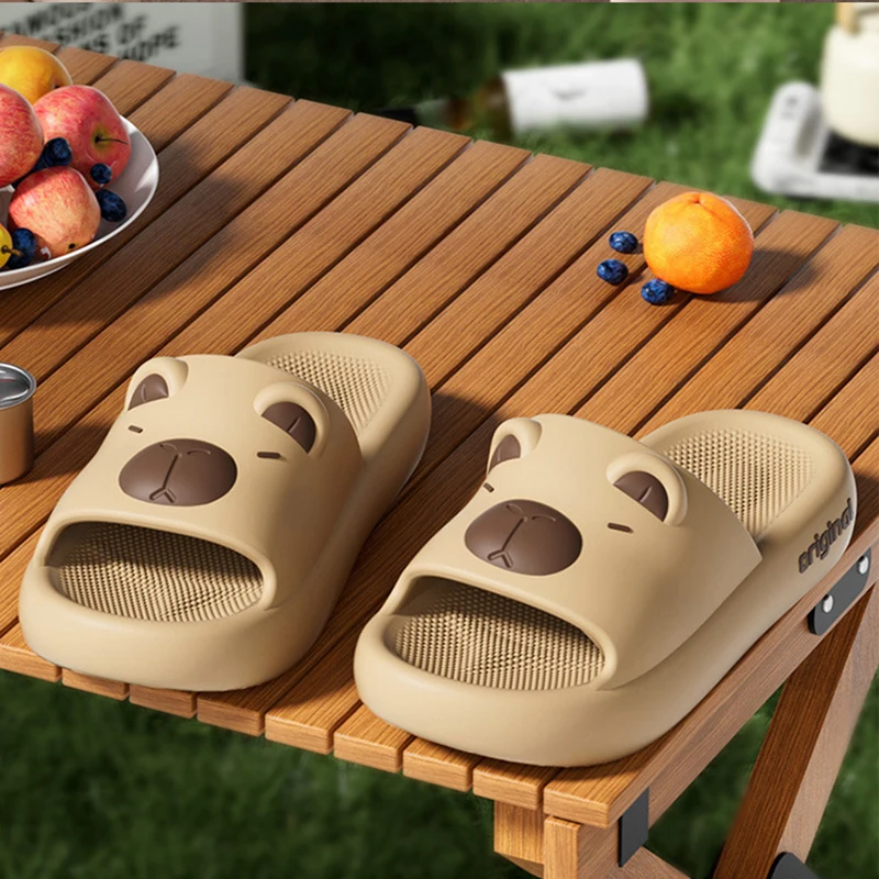 Capybara Niedliche Cartoon-Hausschuhe, süße rutschfeste Rutschen für drinnen und draußen, dicke, weiche EVA-Sohlen, Kawaii-Schuhe Image