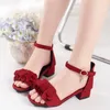 Kinder Prinzessin Sandalen Mädchen Wildleder Blumen Kleid Schuhe Kinder Low Heels Süße Performance Schuhe Klassische Größe 26-37 Sommer