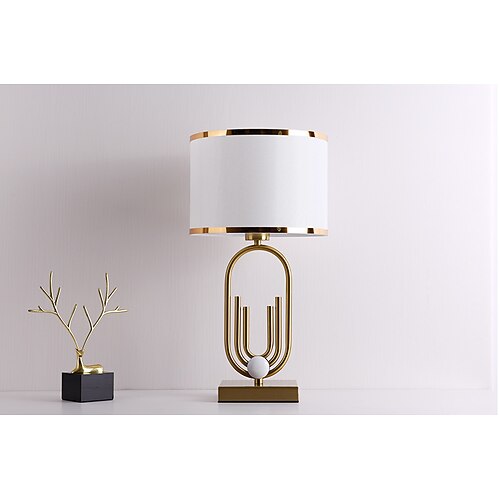 Moderne LED-Tischlampe in warmweiß, für Wohnzimmer, Schlafzimmer, Büro, Nachttisch und Bücherregal. Image