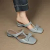 Neue Frühling Sommer Schmetterling-Knoten Patent Leder Spitz Frauen Hausschuhe Mode Dünne High Heels Maultiere Schuhe Elegante Pumpen