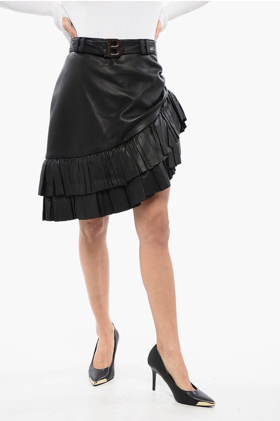 Asymmetrischer Leder-Minirock mit Logo-Gürtel in Schwarz Image