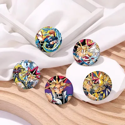 Yu-Gi-Oh Anime 58mm süße Serie Pins lustige Abzeichen interessante Cartoon Tiere Broschen Rucksack Image