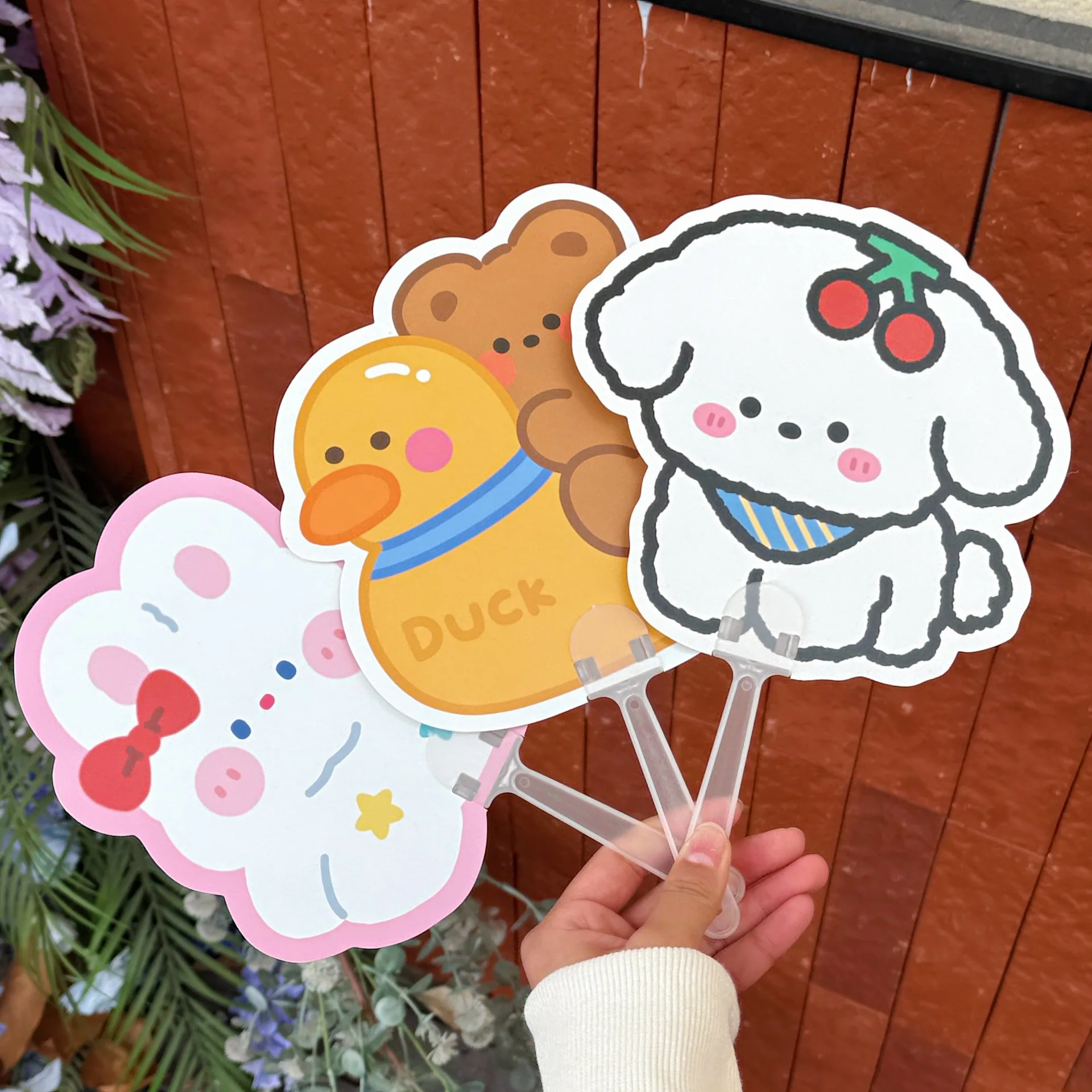 14-teiliger originaler niedlicher Cartoon-Mini-tragbarer Alien-Ventilator mit Handkurbel, cooler kleiner Ventilator, Sommer-Lüfter Image