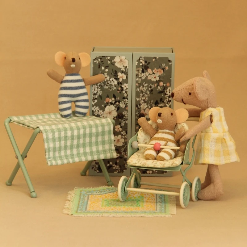 Poussette de bébé artificielle Miniature 1:12, adaptée à la maison de poupée Bjd Ob11, ameublement de maison, meubles de décoration