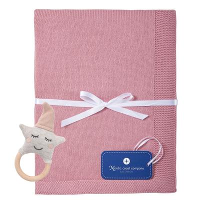 nordic coast company Wolkendecke Beere Rassel Rosa Geschenk Set Baby Decke + Grau Blau Rosegold Image