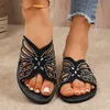 Plus Größe 36-43 Einfarbig 2025, Neue Flache Hausschuhe Strass Schmetterling Hohl Mode Damen Rutschen Casual Strand Rom schuhe