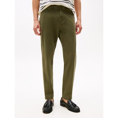 Chinohose TOMMY HILFIGER "CORE HARLEM ESSENTIAL TWILL", Herren, Gr. 30, Länge 32, dunkelgrünery, Twill, Obermaterial: 97% Baumwolle, 3% Elasthan, casual, relaxed fit, Hosen, relaxed, basic, schlichtes Design Image