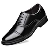 Herren Lederschuhe neue große Mode dicke Sohle High Heels lässige Herrenschuhe Sport Business