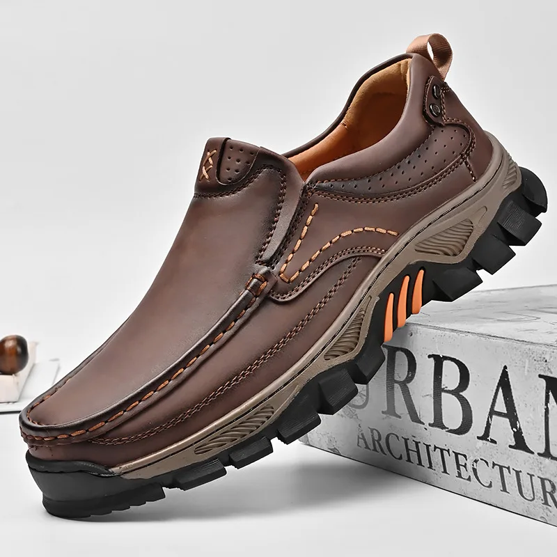 Mocassini in pelle stile retrò Scarpe casual comfort da uomo Calzature da guida maschili traspiranti Mocassino da viaggio Arrampicata Calzature da campeggio